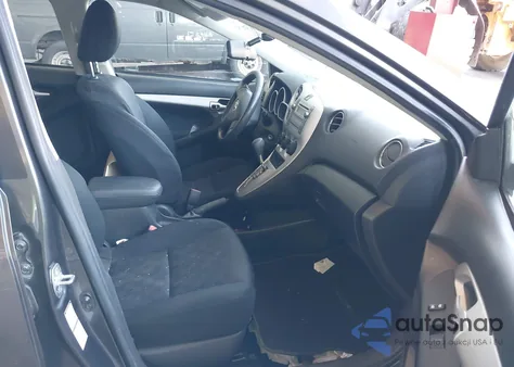 2010 Toyota Matrix S из США, поврежденный, VIN 2T1LE4EE5AC018270